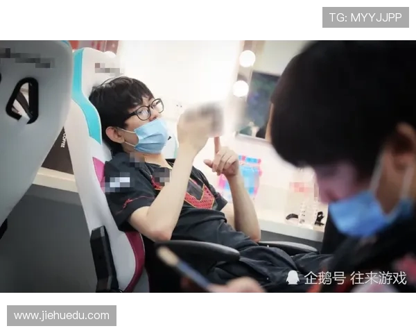 CSGO团队协作榜单揭晓V5战队荣获第七名的背后故事与分析