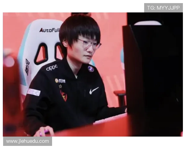 FPX心理素质引发热议赛场表现与选手心态的深度探讨