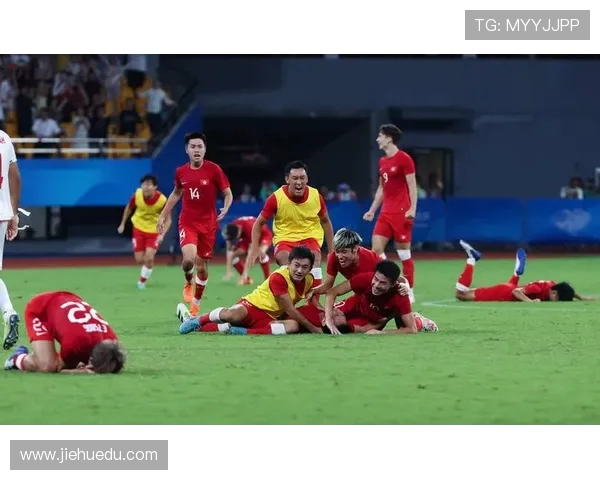 杭州亚运会足球赛点评：耐力与团队精神的完美结合