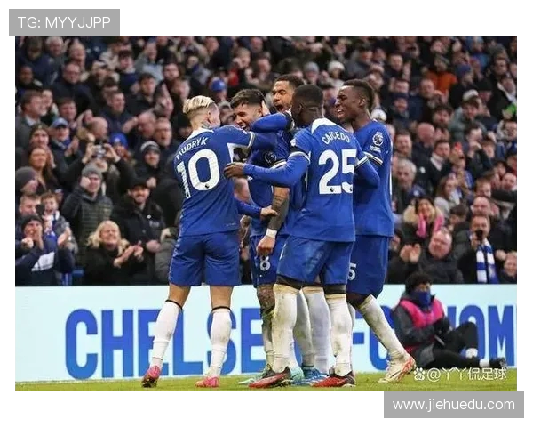 伊普斯与阿斯顿维拉激战正酣谁能在这场对决中笑到最后