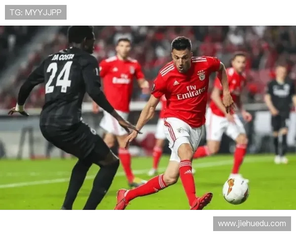 尼姆对朗斯比赛预测分析及双方近期状态评估