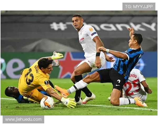 捷克队与塞维利亚队激战正酣谁能在这场较量中脱颖而出