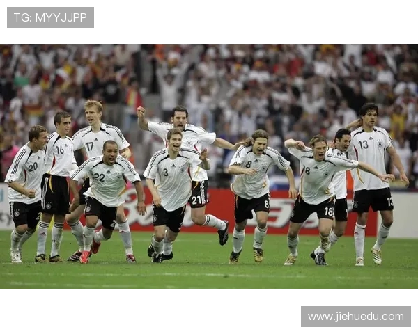 格雷茨卡的足球之路:从青涩少年到德国国家队的中场核心 格雷茨卡的足球之路:从青涩少年到德国国家队的中场核心