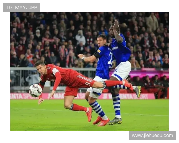 沙尔克与拜仁精彩对决录像回放全程回顾与分析