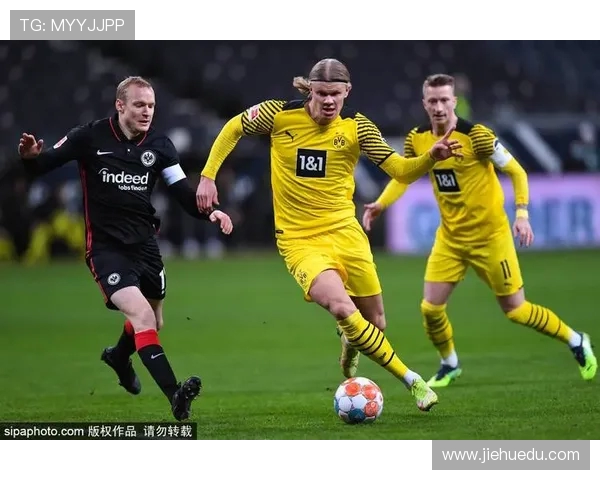 热那亚迎战德比尔图斯期待精彩对决与激情碰撞 热那亚迎战德比尔图斯期待精彩对决与激情碰撞