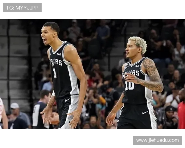 马刺与掘金激战四月二十一季后赛精彩对决回顾与分析 马刺与掘金激战四月二十一季后赛精彩对决回顾与分析