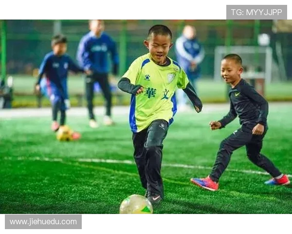 北京足球队的战术解析与管理模式探秘深度分析